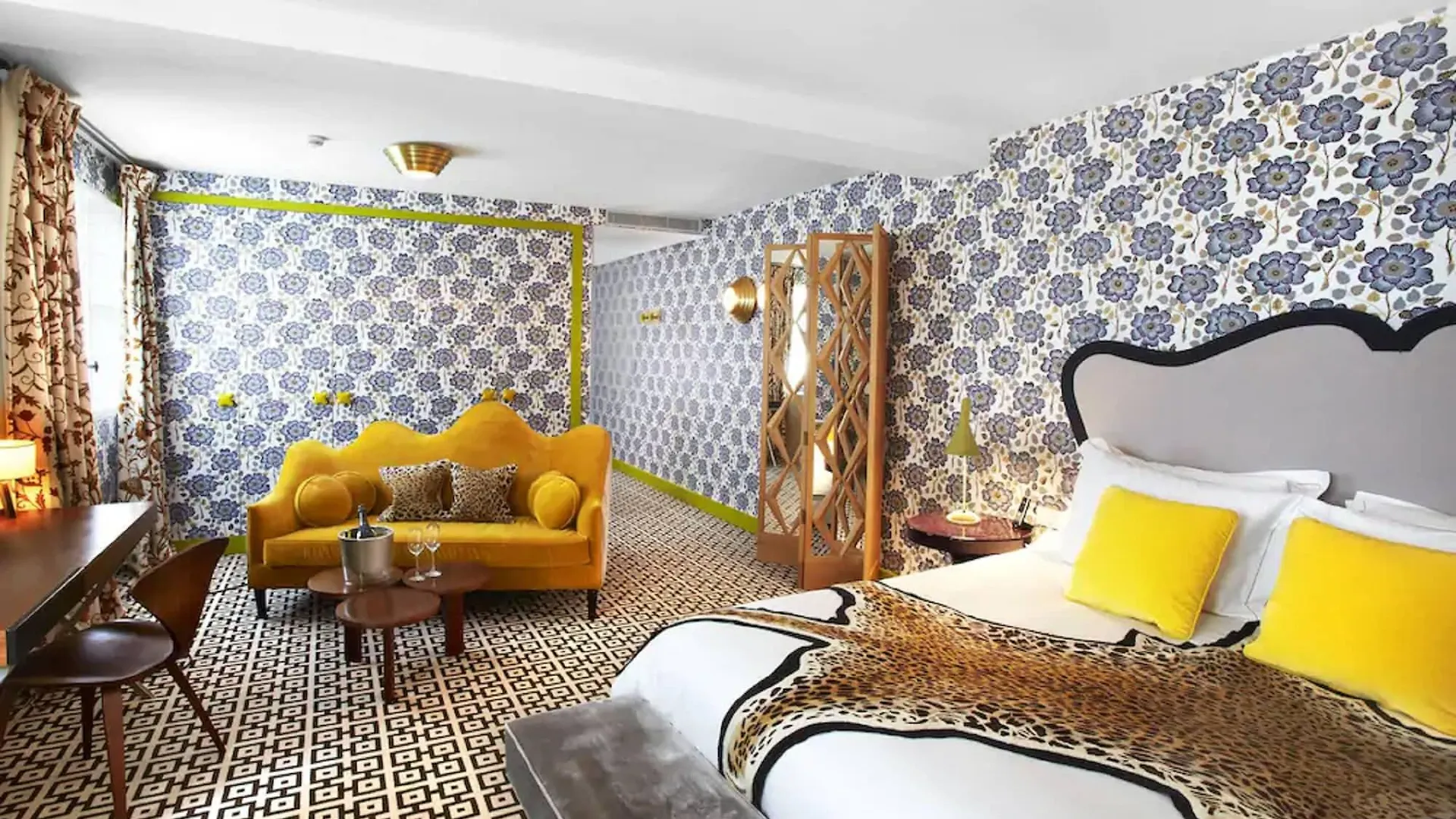 Hotel Thoumieux Paris